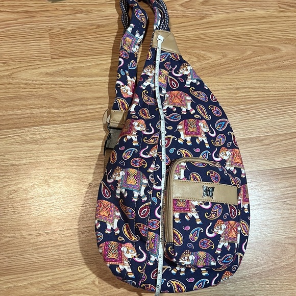 One shoulder Backpack carryall elephant print - Picture 9 of 14